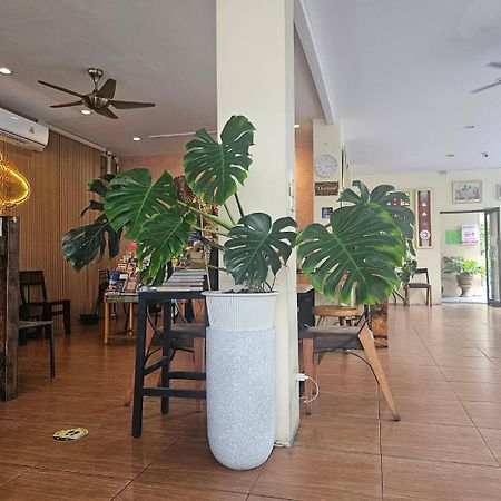 Chiang Mai Waroros Boutique Hotel Exterior photo