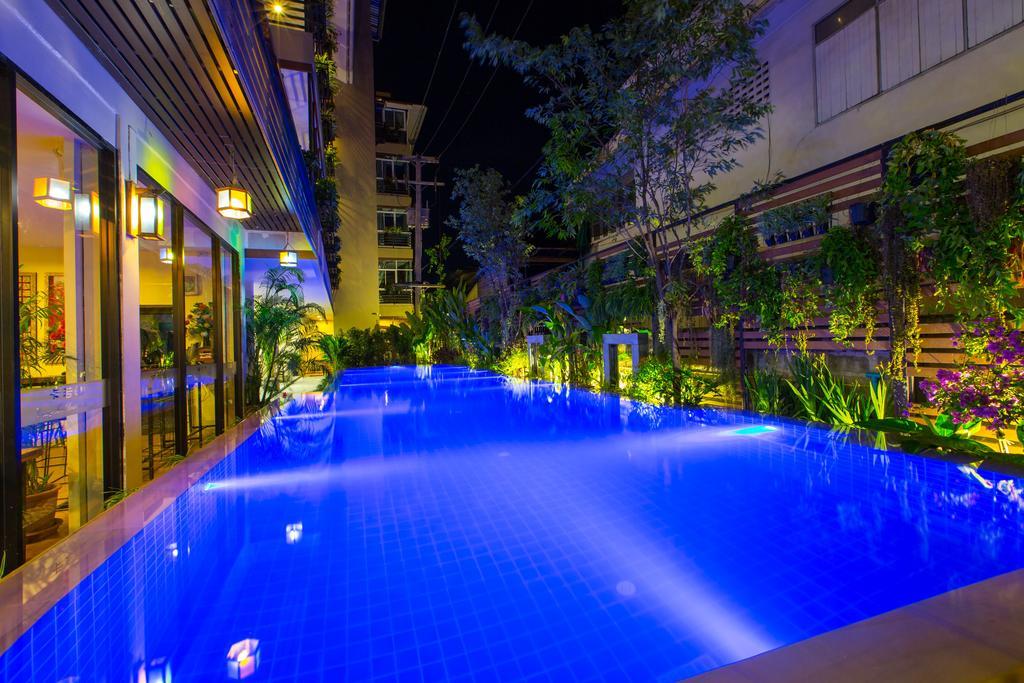 Chiang Mai Waroros Boutique Hotel Exterior photo