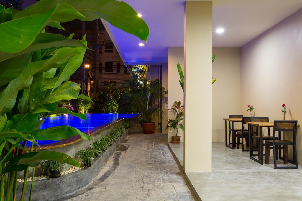 Chiang Mai Waroros Boutique Hotel Exterior photo
