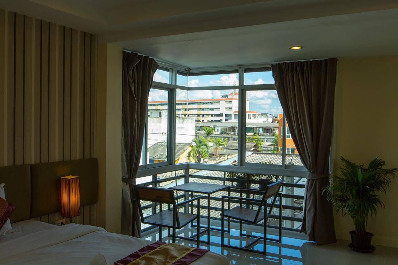 Chiang Mai Waroros Boutique Hotel Exterior photo